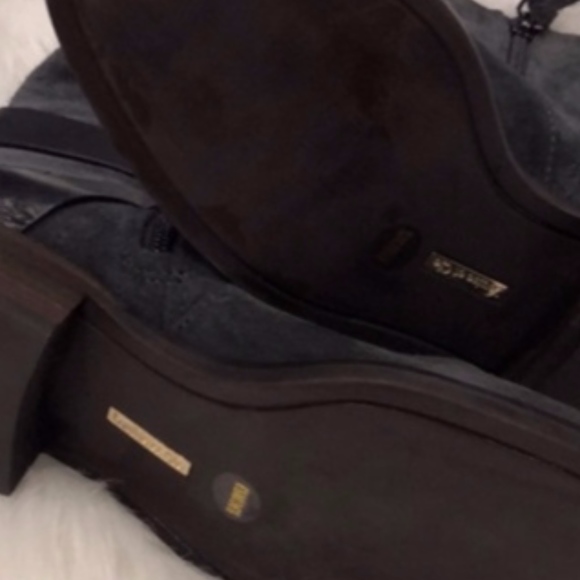 Louise et Cie Valencia Moto Grey Suede Boot - Picture 7 of 7